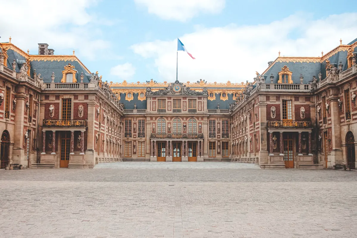Cour d’honneur of the Palace of Versailles