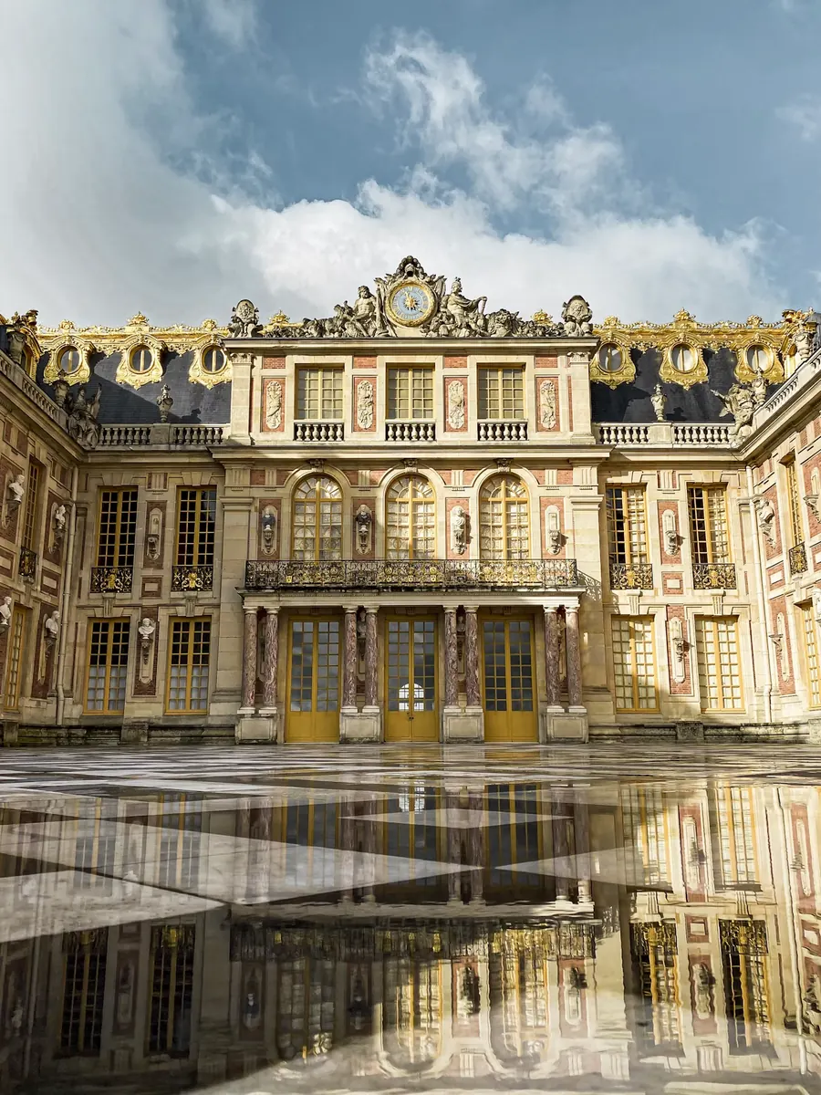 Palace of Versailles facade and reflection
